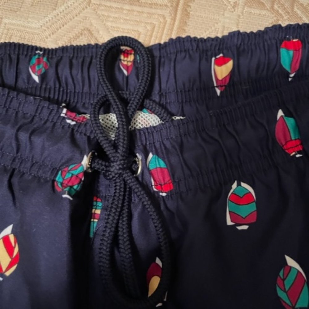 Lands' End Men's 8" Volley Swim Trunks Size Extra Large - Picture 4 of 8